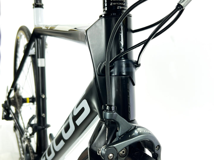 Used Focus Cayo, 11-spd Shimano Ultegra, Carbon Road Bike-2016, 16 Pounds! 54cm
