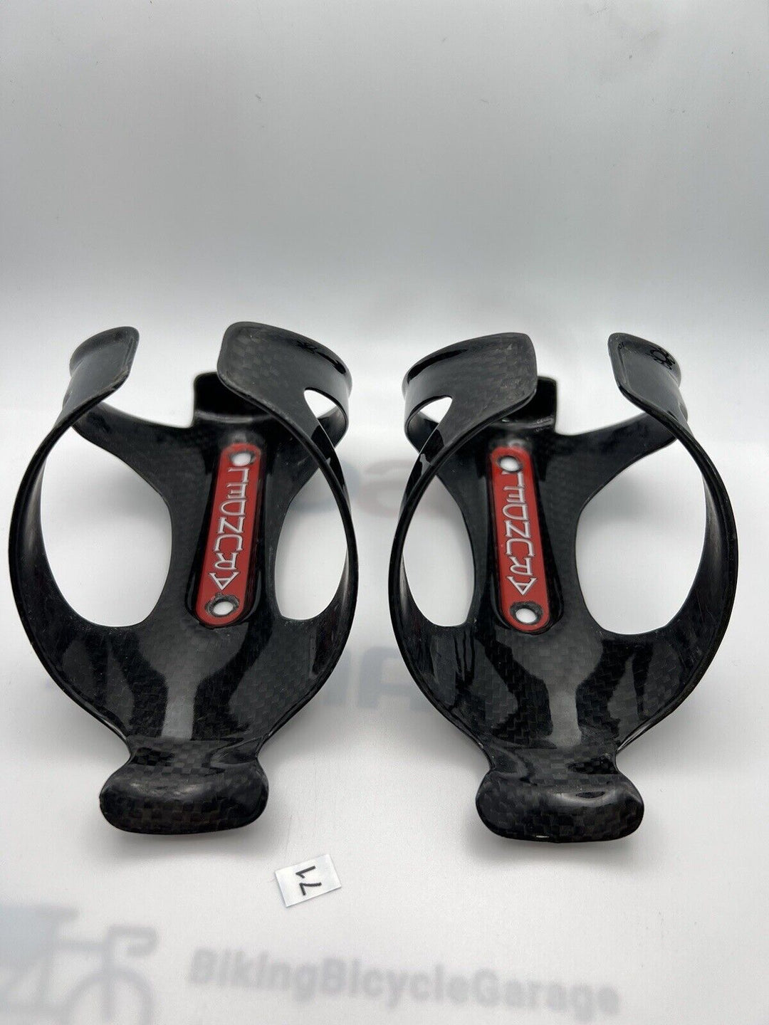 (2) Arundel Dave-O Carbon Bottle Cages 59g