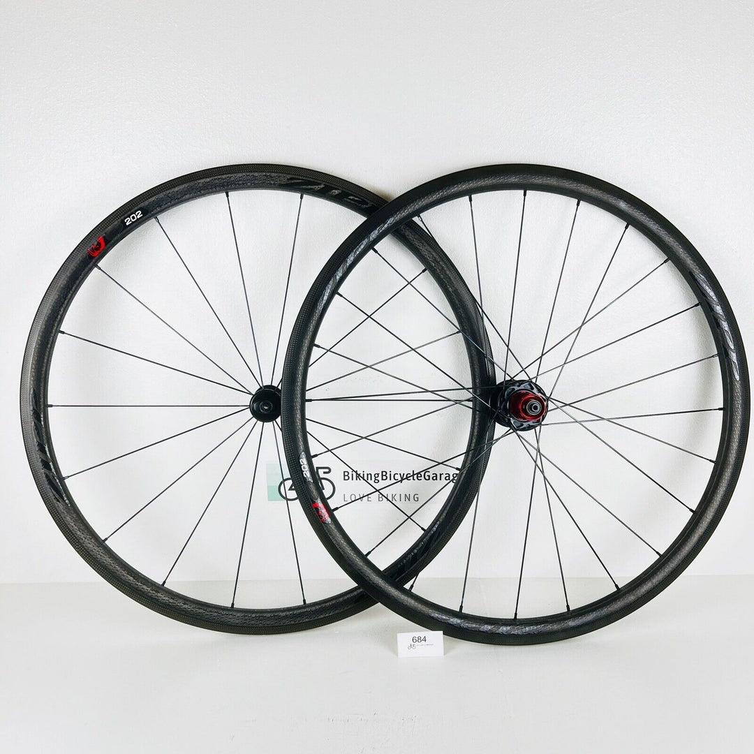 Zipp 202 Firecrest Carbon Rim Brake Wheelset Shimano/Sram 11 Speed 1,400g