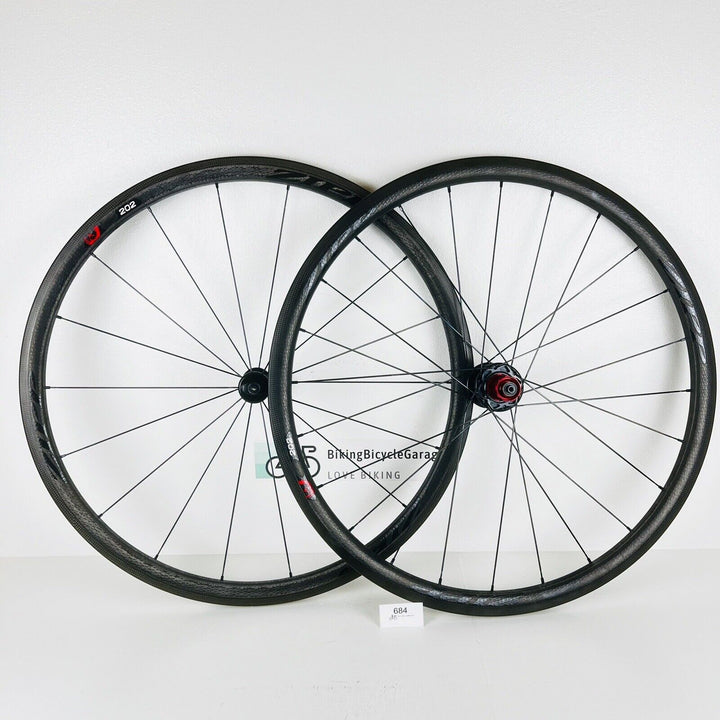Zipp 202 Firecrest Carbon Rim Brake Wheelset Shimano/Sram 11 Speed 1,400g