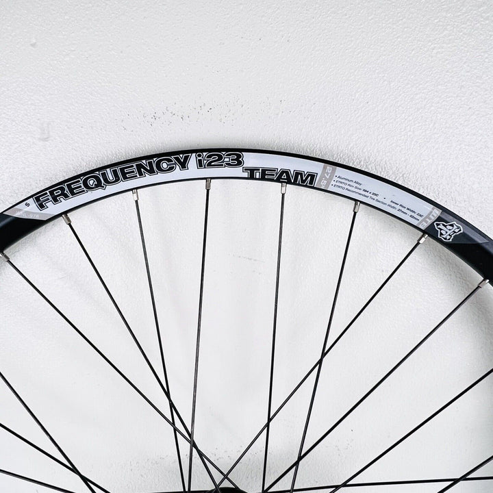 WTB Frequency Team 27.5 SRAM MTH716 Hub 6 Bolt Disc Brake 100 x 15mm Front Wheel