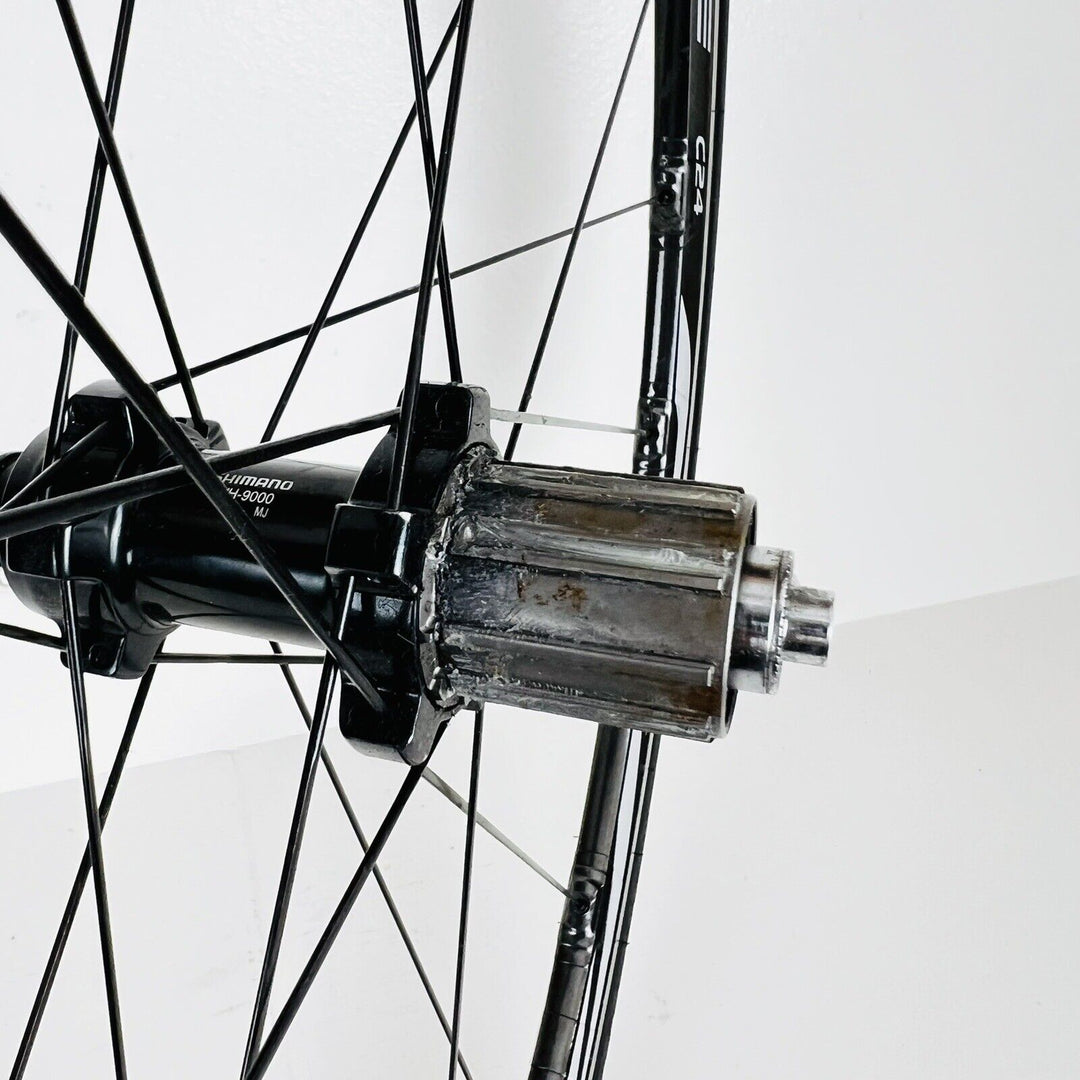 Shimano Dura Ace C24 WH-9000 Carbon Wheelset Tubeless S-Works 26c Tire 11 Speed