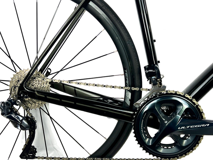 Used Trek Domane 6.9, Di2 Ultegra 11-speed, Carbon Fiber Road Bike-2015, 58cm