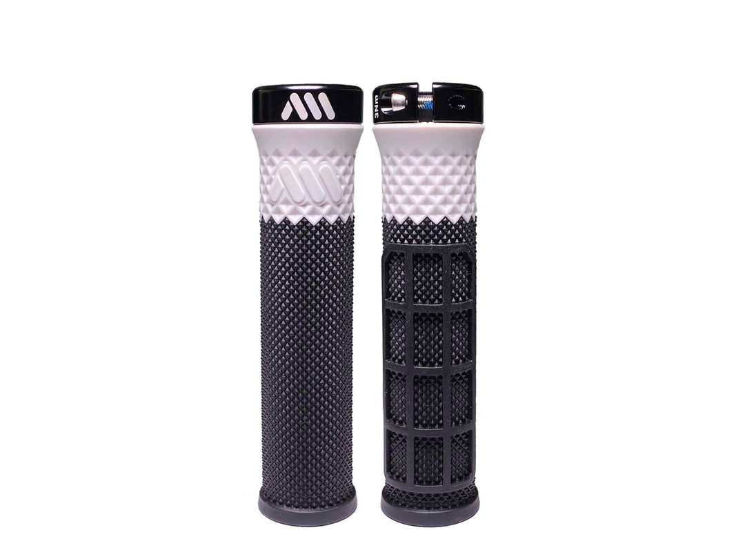 AMS Cero Grips Black/White