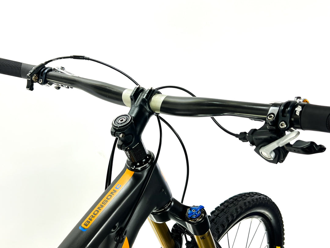 Used Santa Cruz Bronson C, Shimano XT, FOX, Carbon Mountain Bike-2013, Large