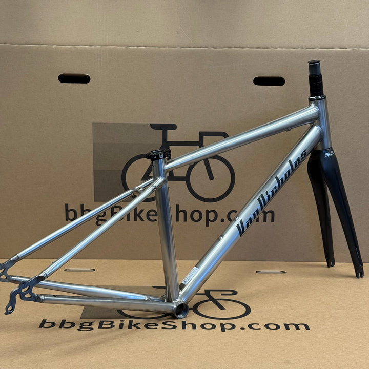 48cm Van Nicholas Titanium Road Frameset with Carbon Fiber Fork