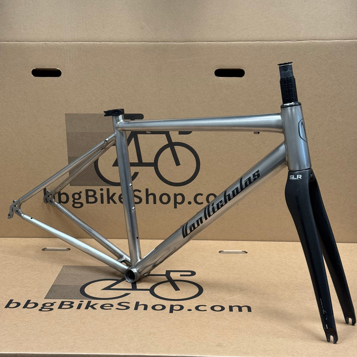52cm Van Nicholas Titanium Road Frameset with Carbon Fiber Fork