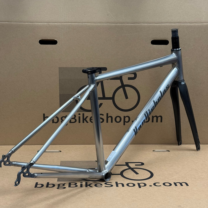 52cm Van Nicholas Titanium Road Frameset with Carbon Fiber Fork