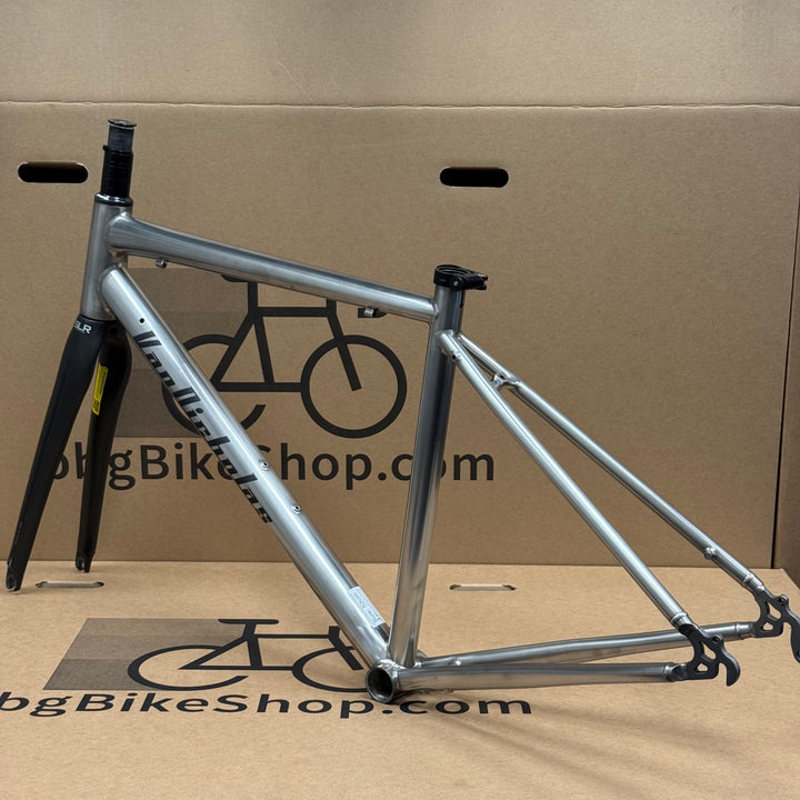 52cm Van Nicholas Titanium Road Frameset with Carbon Fiber Fork