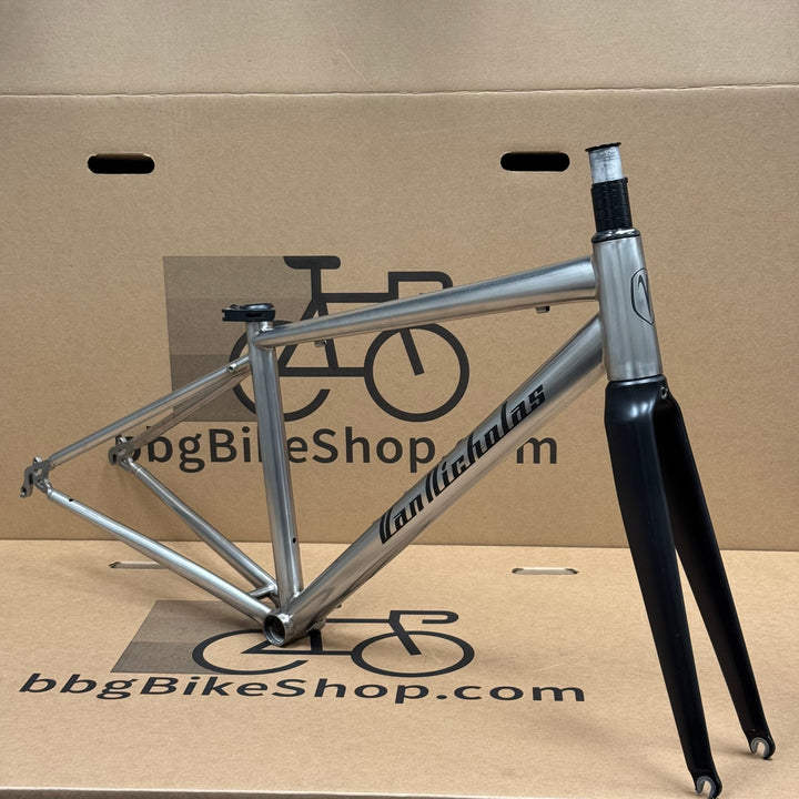 48cm Van Nicholas Titanium Road Frameset with Carbon Fiber Fork