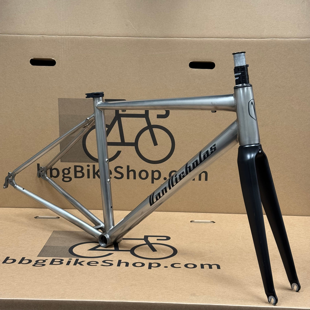52cm Van Nicholas Titanium Road Frameset with Carbon Fiber Fork