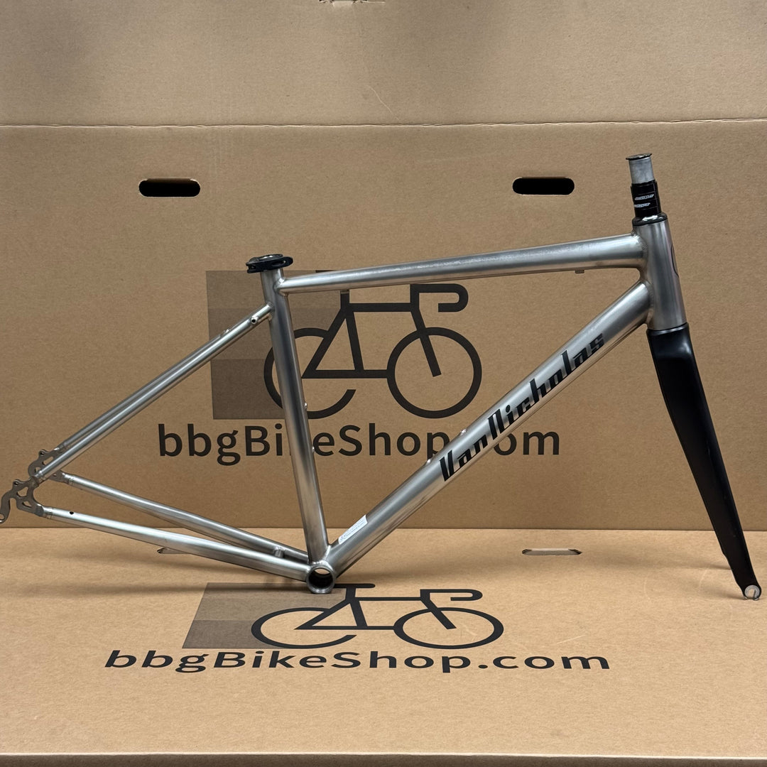 52cm Van Nicholas Titanium Road Frameset with Carbon Fiber Fork
