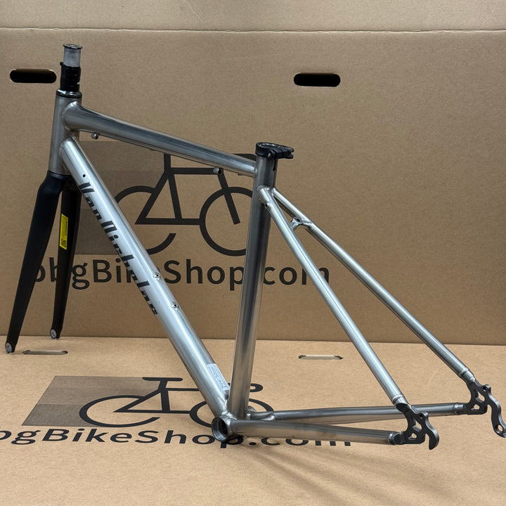 52cm Van Nicholas Titanium Road Frameset with Carbon Fiber Fork