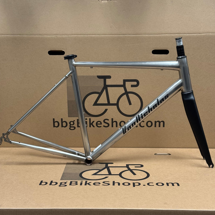 54cm Van Nicholas Titanium Road Frameset with Carbon Fiber Fork