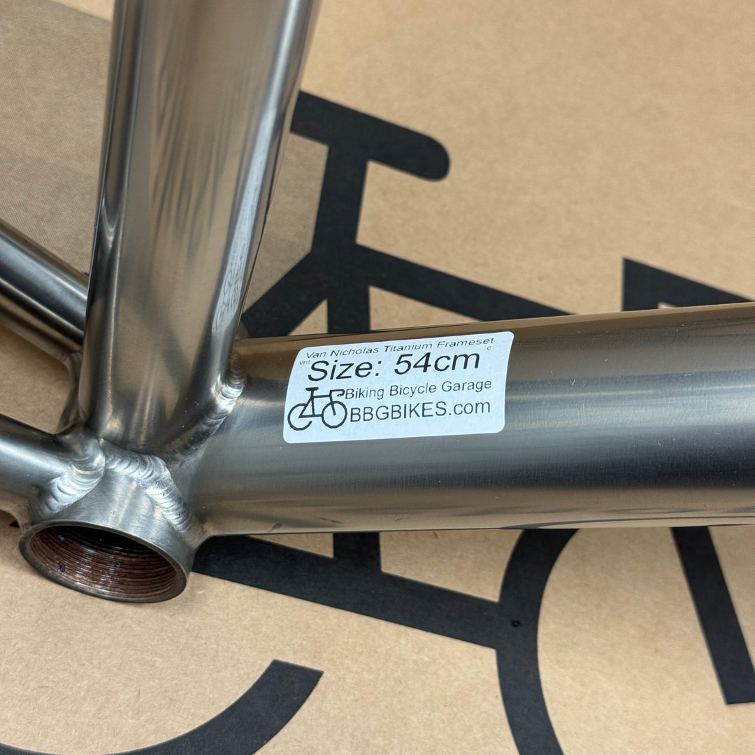54cm Van Nicholas Titanium Road Frameset with Carbon Fiber Fork