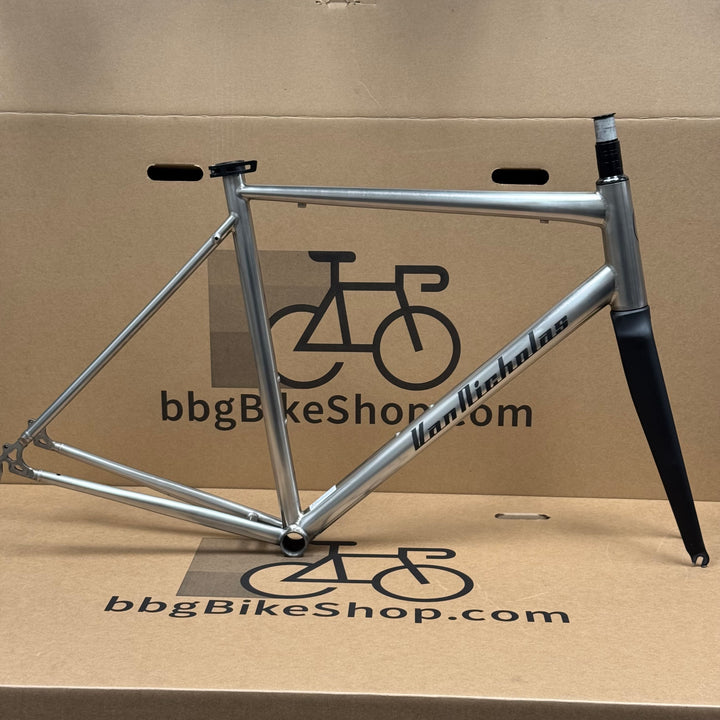 56cm Van Nicholas Titanium Road Frameset with Carbon Fiber Fork