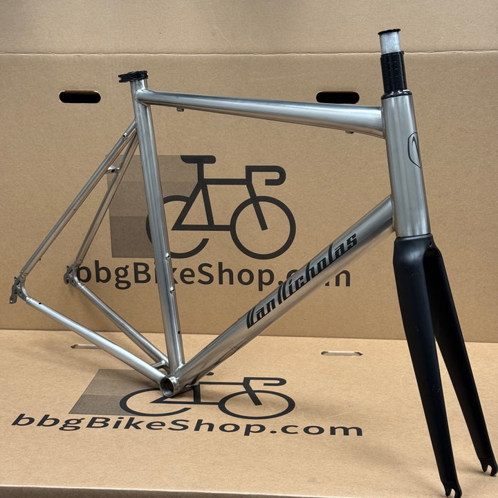 58cm Van Nicholas Titanium Road Frameset with Carbon Fiber Fork