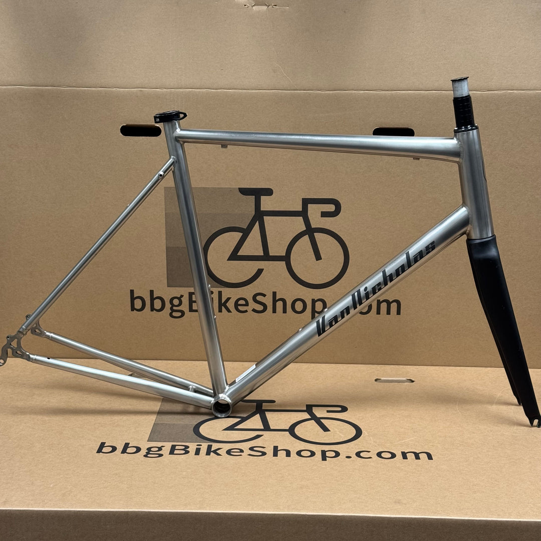 58cm Van Nicholas Titanium Road Frameset with Carbon Fiber Fork