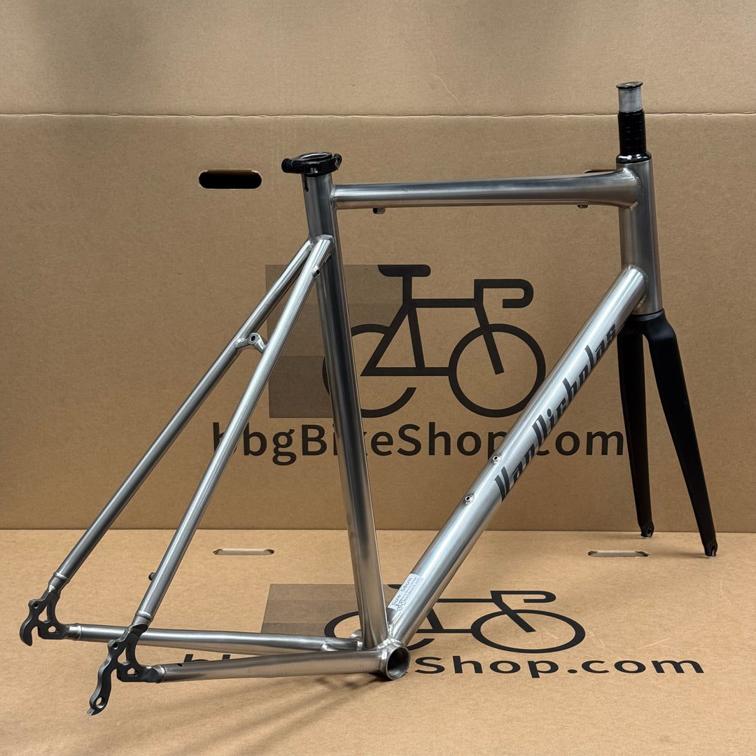 58cm Van Nicholas Titanium Road Frameset with Carbon Fiber Fork