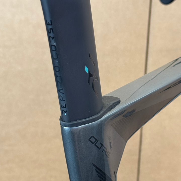 New Bianchi Oltre Comp, Ultegra Di2 12-speed, Carbon Fiber Road Bike-2024, 53cm