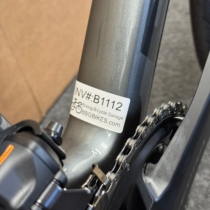 New Bianchi Oltre Comp, Ultegra Di2 12-speed, Carbon Fiber Road Bike-2024, 47cm