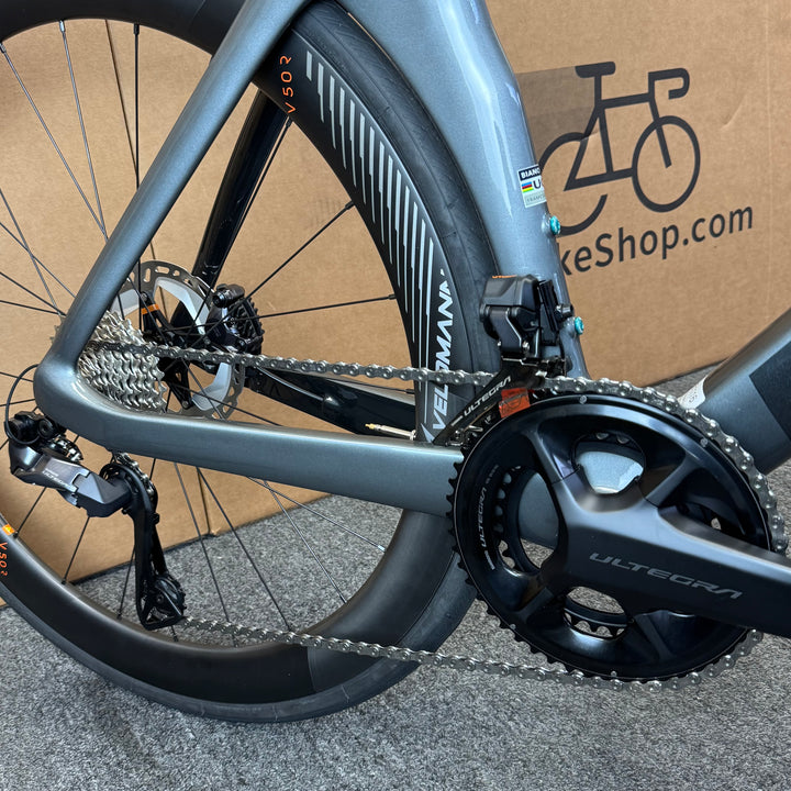 New Bianchi Oltre Comp, Ultegra Di2 12-speed, Carbon Fiber Road Bike-2024, 59cm