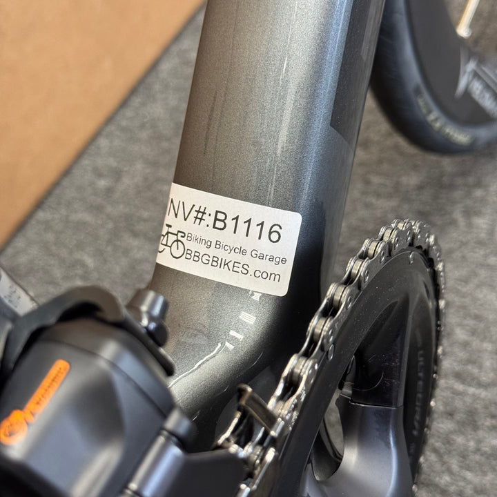 New Bianchi Oltre Comp, Ultegra Di2 12-speed, Carbon Fiber Road Bike-2024, 59cm