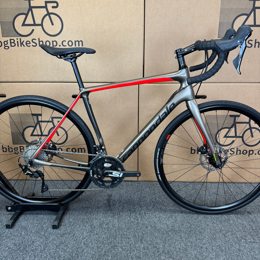 Used Cannondale Synapse Disc, 11-speed, Carbon Fiber Road Bike-2019, 54cm