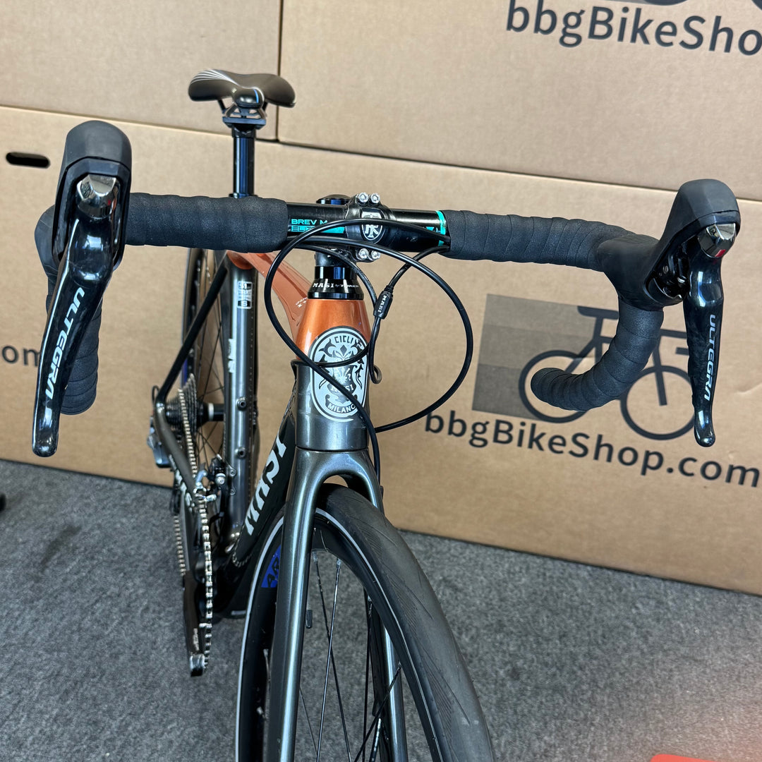 Used Masi Evoluzione, 11-speed Ultegra, Carbon Fiber Road Bike-2020, 51cm