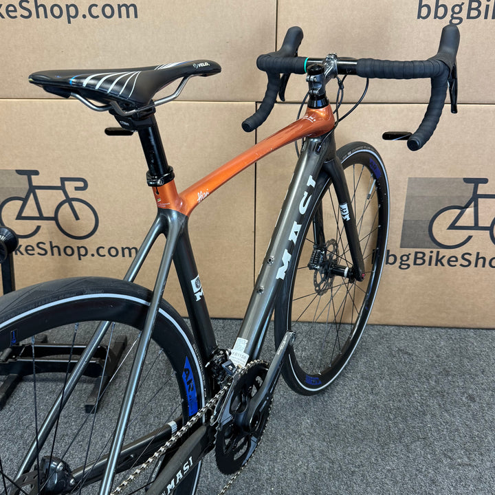 Used Masi Evoluzione, 11-speed Ultegra, Carbon Fiber Road Bike-2020, 51cm