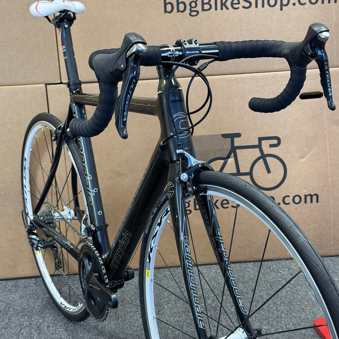 Used Cannondale Supersix, 11-speed Ultegra Carbon Road Bike-2011, 54cm