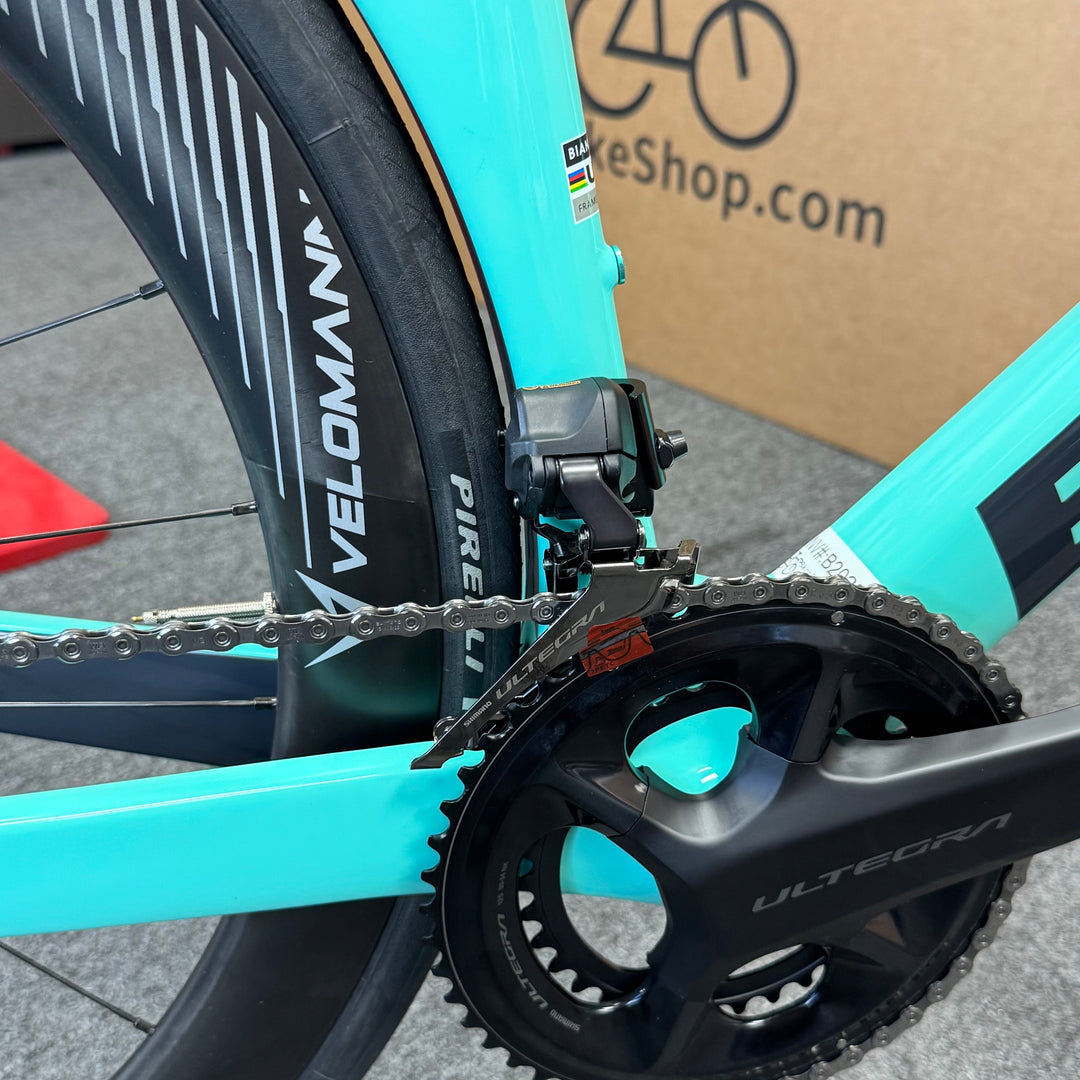 New Bianchi Oltre Comp, Ultegra Di2 12-speed, Carbon Fiber Road Bike-2024, 59cm