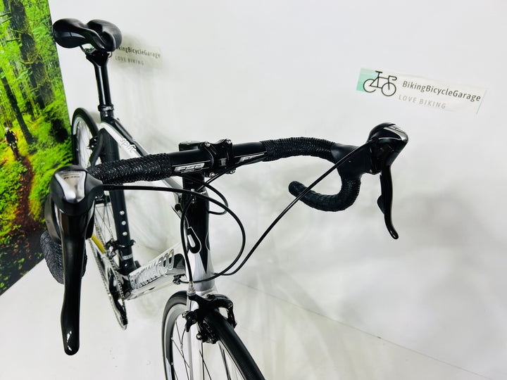 Used Quintana Roo Split, Shimano, Carbon Fiber Road Bike, 18 Pounds! 55cm