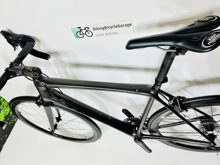 Used Trek Emonda SL 6 11Speed Campagnolo Chorus ENVE 56cm Carbon Fiber Road Bike 15 Pounds
