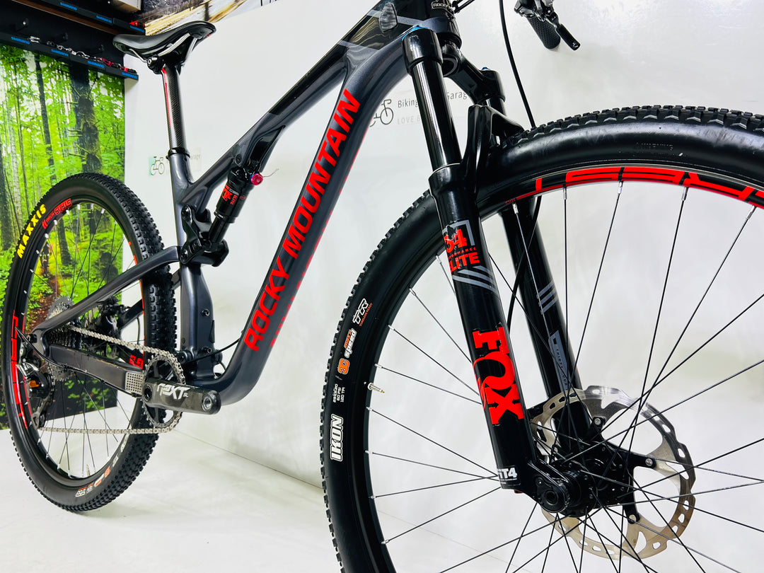 Used Rocky Mountain Element 970 RSL Carbon XC / Mountain Bike-2017, Medium, XTR / XT