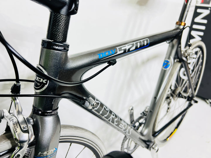 Used Trek 5200 Carbon Fiber Road Bike- 54 cm