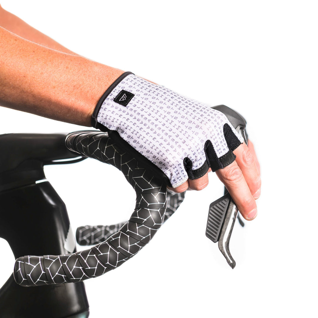 Almsthre Padded Short Finger Glove Sterling Silver XS