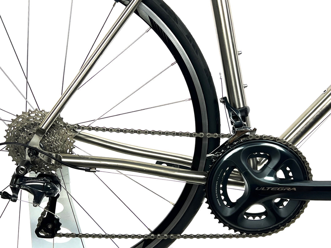 Seven Cycles Axiom SL, 11-spd Ultegra, Titanium Road Bike-2015, Medium, MSRP:$6k