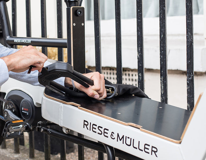 Hiplok E-DX Security Loop Chain