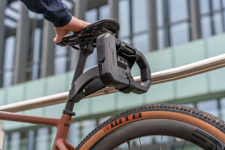 Hiplok BR1000 Series Bicycle Bracket Black