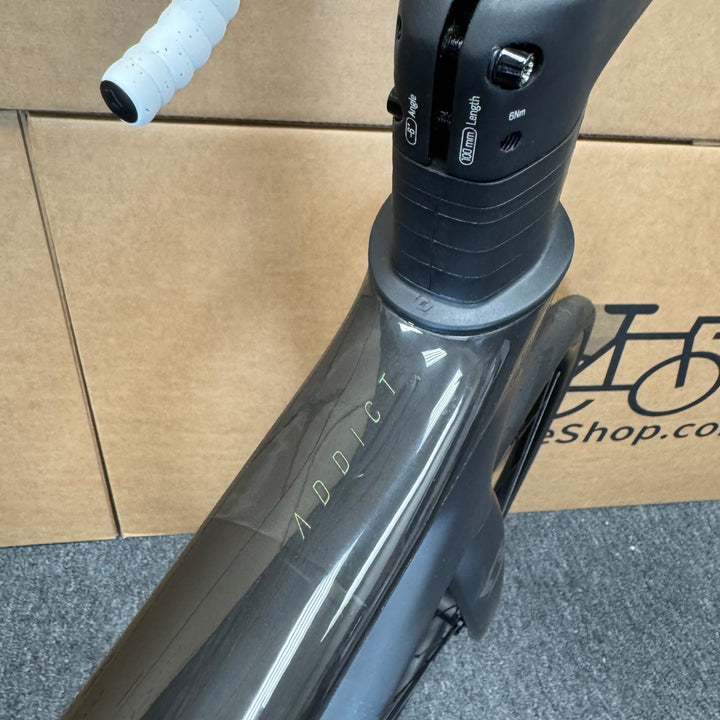Demo Scott Addict 20, Carbon Fiber Road Bike, - 2022, 61cm