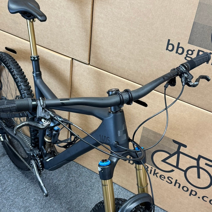 Used Cube Stereo 140 HPC SLT, Carbon Fiber Mountain Bike-2022, Large