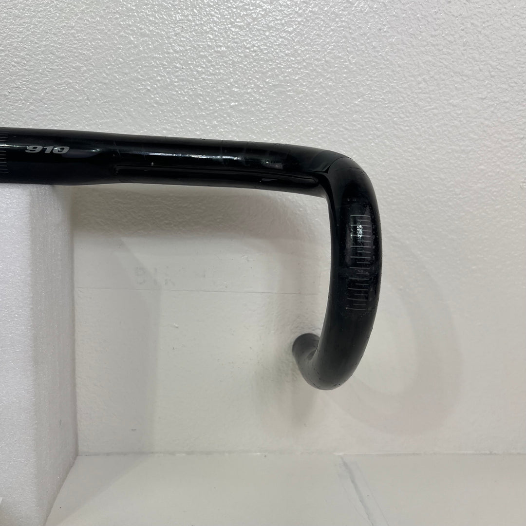 Used Oval Concepts 910 Handlebar, 31.8mm, 42cm, 238g