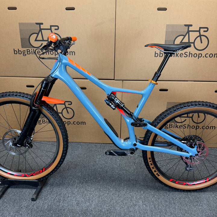 Used Specialized Stumpjumper Expert, Carbon Fiber Mountain Bike- 2019, XL