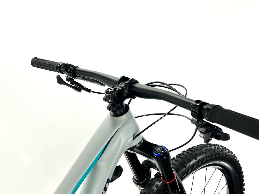 Specialized Rhyme Comp Carbon 6Fattie, Carbon Mountain Bike-2017, XS, MSRP:$4k