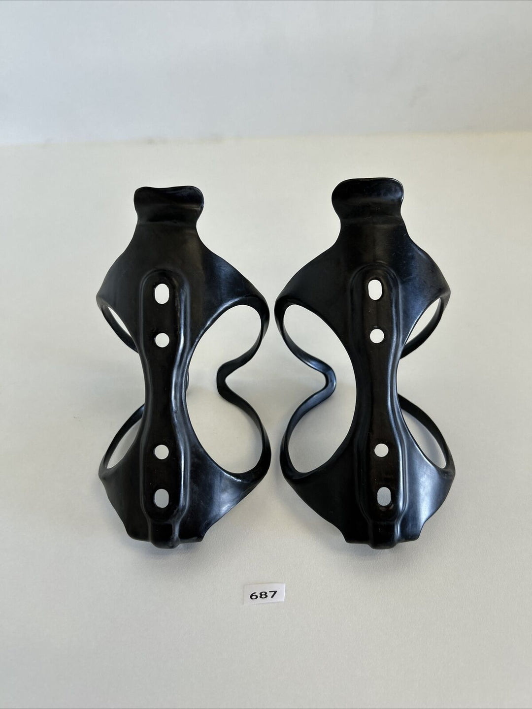 (2) Arundel Mandible Carbon Water Bottle Cages