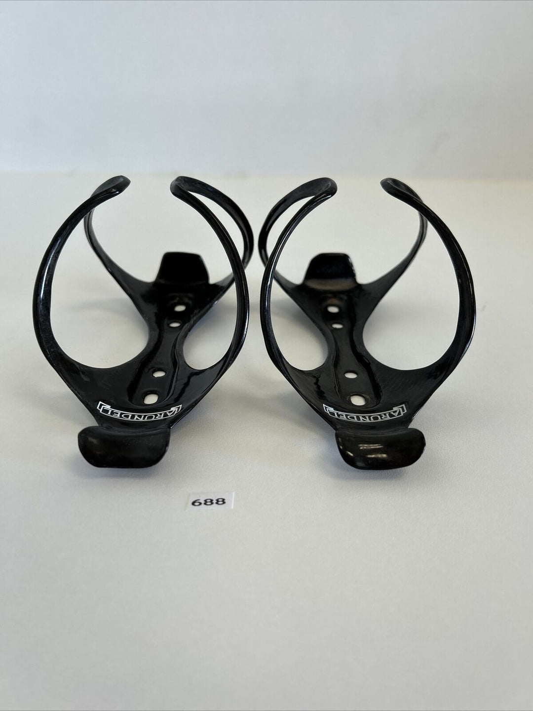 (2) Arundel Mandible Carbon Water Bottle Cages