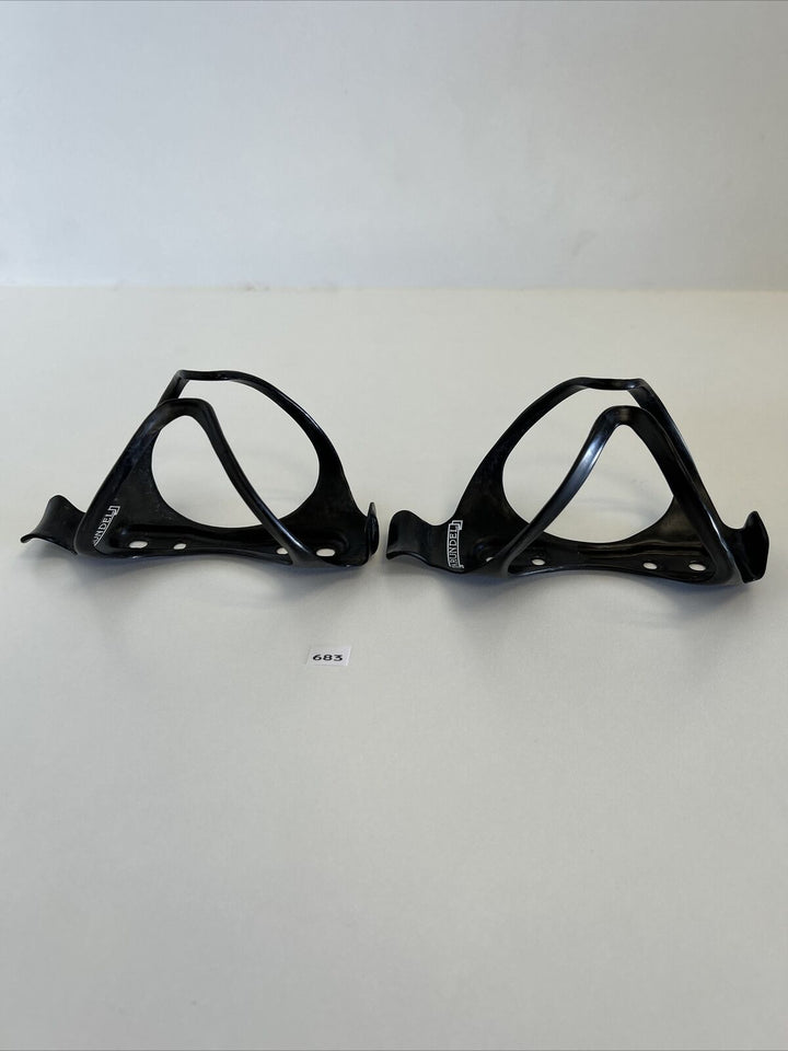 (2) Arundel Mandible Carbon Water Bottle Cages