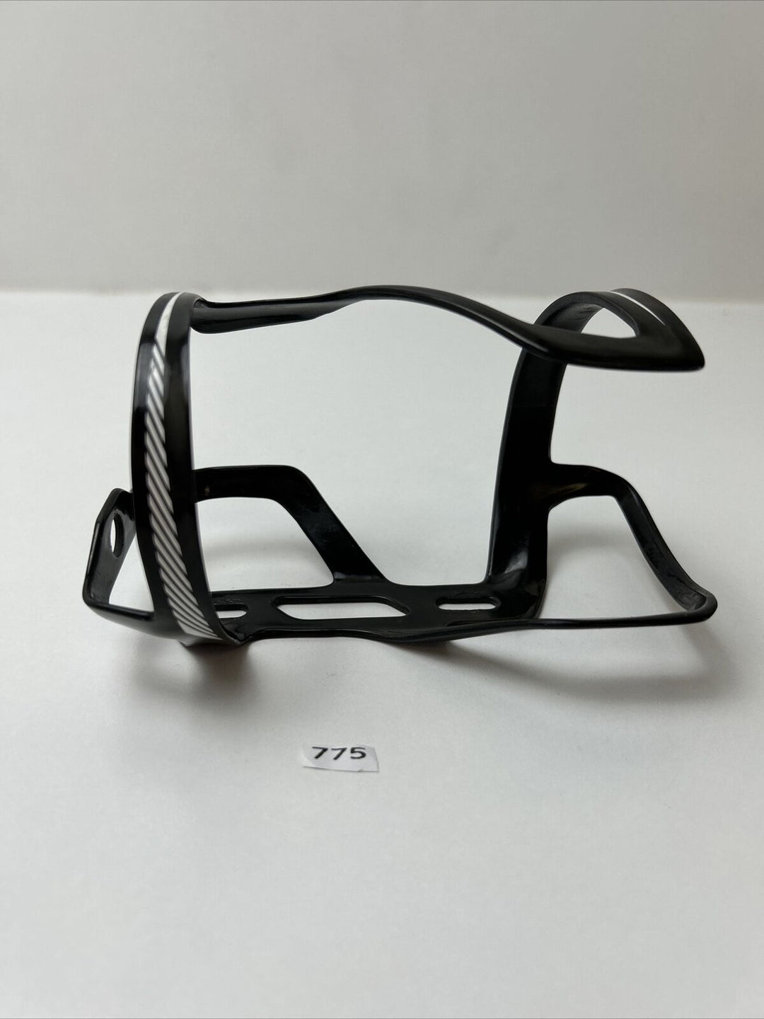 Specialized S-Works Zee Cage II carbon fiber water bottle cage right side