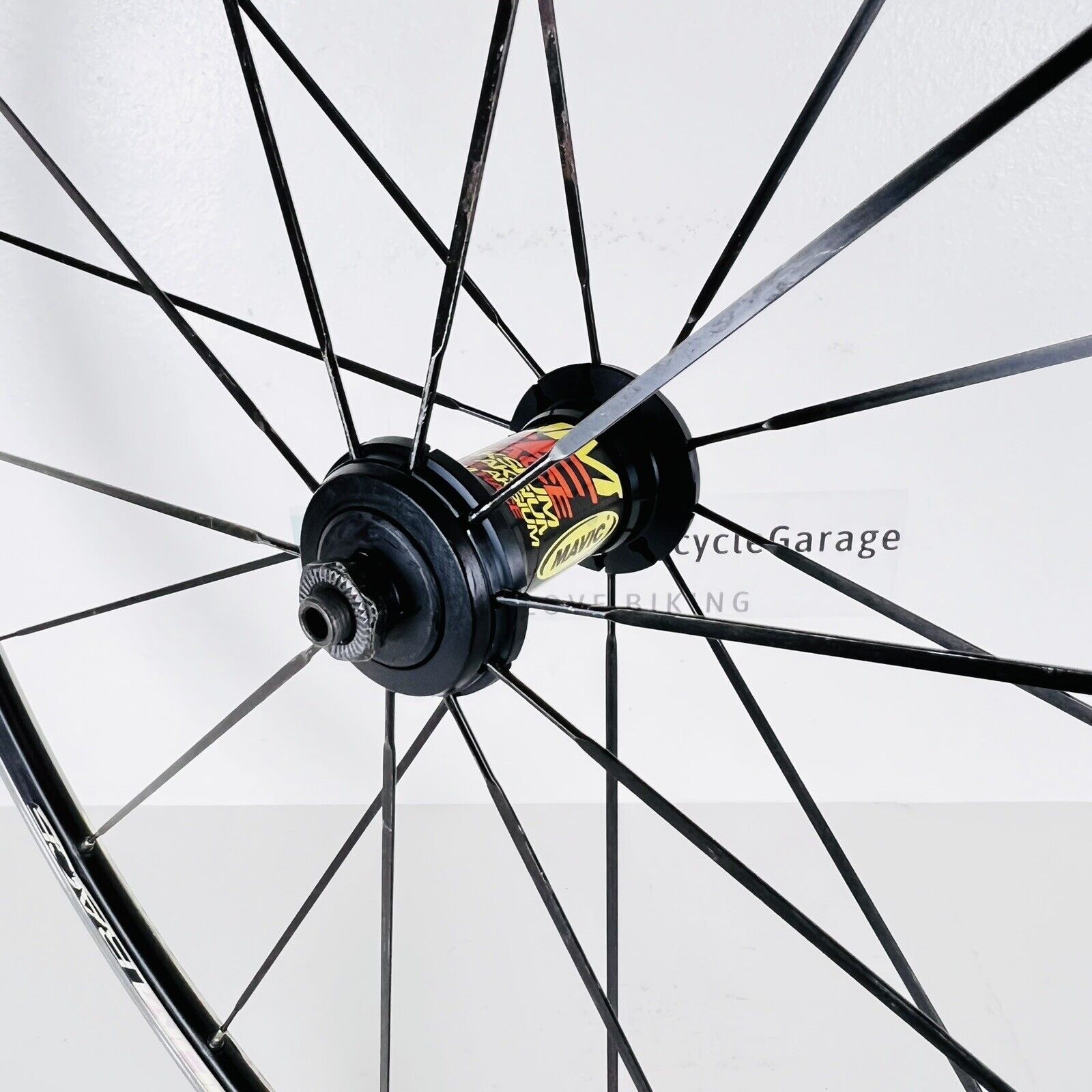 Mavic Aksirum Race Black Road Bike Aluminum 622x15/700C Front